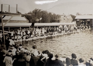 Photograph - Opening of the Kew Baths, 1925