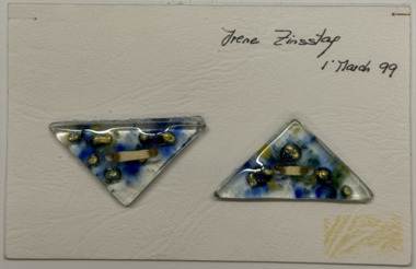 2 buttons on white card, 1999