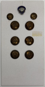 8 buttons + 1 badge on white card