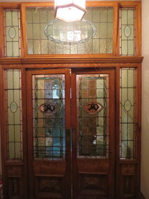 Entranced doors