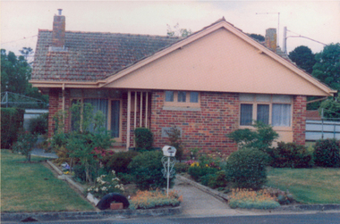Photograph - Image, Clare Gervasoni, Ballarat Old Colonists' Association Residence - Permewan Cottage, 2016, 2016