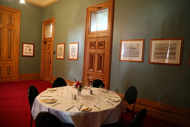 Photograph - Colour, Clare Gervasoni, Dining at the Ballarat Old Colonists' Club, 23/03/2017