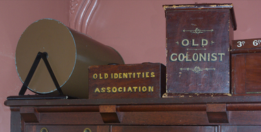 Photograph - Colour, Clare Gervasoni, Items in the Ballarat Old Colonists' Hall, 2017, 31/05/2017