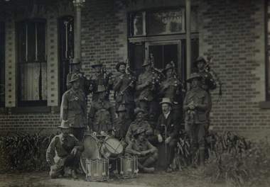 Object, Scotch Pipers for Australian Continengent to the European War, 1014