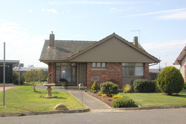 Photograph - Colour, Permewen Cottage at the Ballarat Old Colonists' Association Retirement Village, 2018, 07/12/2018