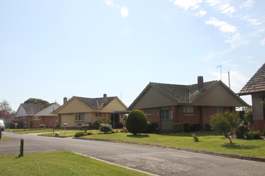 Photograph - Colour, Cottages at the Ballarat Old Colonists' Association Retirement Village, 2018, 07/12/2018