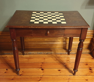 Photograph, Clare Gervasoni, Chess Table, 09/06/2020