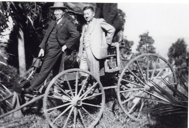 Photograph, Visitors Arriving by Wagon at Mountjoy c1920, c1920