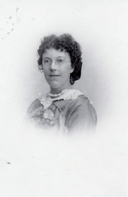 Photograph, Mrs Norman Jones, nee Lily Jeeves