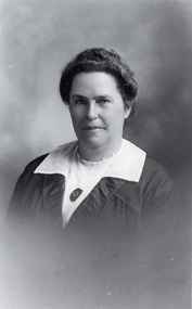 Photograph, Eliza Jeeves nee Hand c1910, c1910
