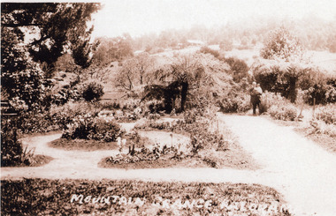 Photograph, The New Garden Mountain Grange Kalorama 1931, 1931