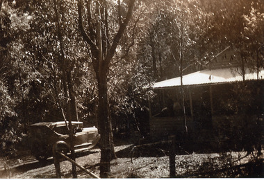 Photograph, Kamanange - Scenic Cres, Kalorama