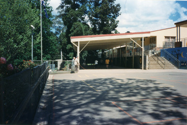 Photograph, Mount Dandenong Primary School 1997, 1997
