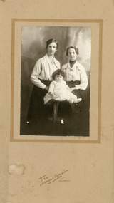 Photograph, Edith Dorey, her mother and baby Fred, c1919