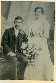 Photograph, Percy and Florrie Dodd of Olinda