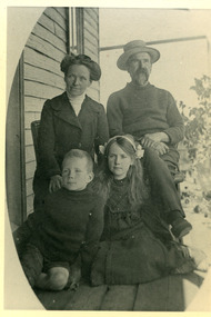 Photograph, Devine family, Olinda, 1911