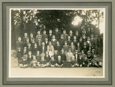 Photograph, Mt Dandenong School 3284 1942, 1942