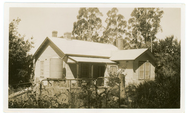 Photograph, School House at Mt Dandenong State School 1939, 1939