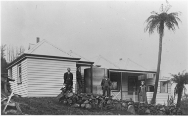 Photograph, At Sunnyside, c1915