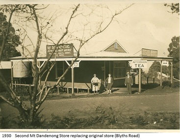 Photograph, Mt Dandenong Store, 1930