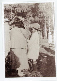 Photograph, Chatting in Main Street, Sassafras