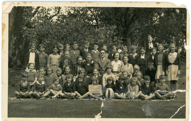 Photograph, Mt Dandenong School c1938
