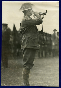 soldier playin bugle