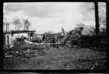 ruins, les chandler_a00117c.tif