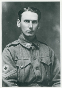 Les Chandler portrait, les chandler_a00145.tif
