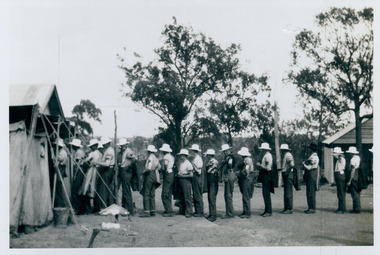 soldiers in camp queuing, les chandler_a00169.tif