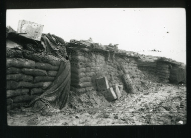 bunkers, les chandler_red cliffs015.tif