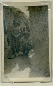 soldiers in trench, red cliffs00203.tif