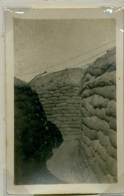 trench, red cliffs00204.tif