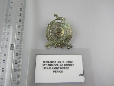 Badges - 10th AUS LH Hat & Collar