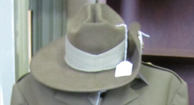 Hat Slouch