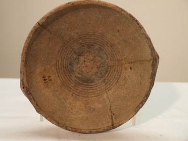 Dish, 1050 - 750 BCE
