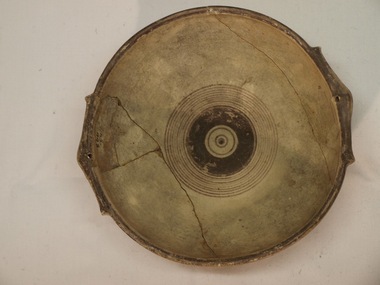 Dish, 1050 - 750 BCE