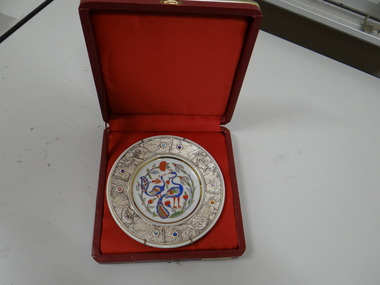 Red box, Porcelain Plate in a Red Box