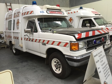 Vehicle, motor, Ambulance, Ford 150, F series, Four wheel drive, 1992, 1992