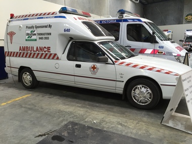 Vehicle, motor, Ambulance, Holden Commodore VS, 1998, 1998