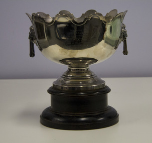Memorabilia - Planter, commemorative, 1928