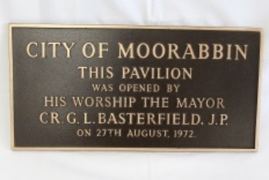 Plaque, commemorative