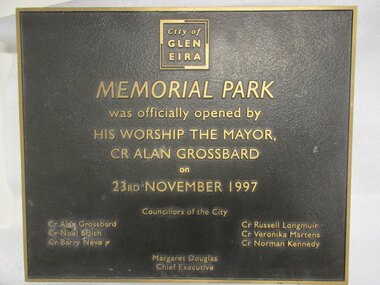 Plaque, commemorative