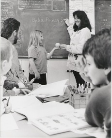 Photograph, Leader Newspaper Group, Bulla Primary School, 1994