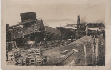 Photograph, Railway smash, 17 April 1919