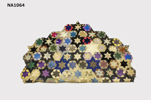  patchwork quilt with star pattern