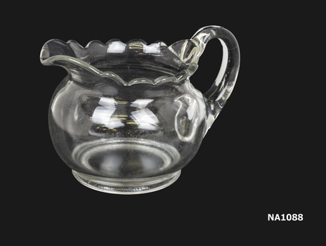 Glass jug