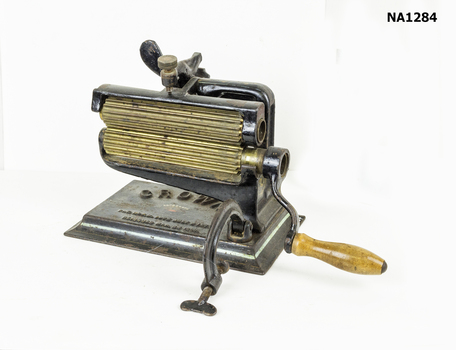 Crimping Machine