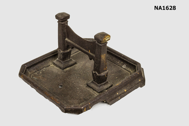 Boot scraper