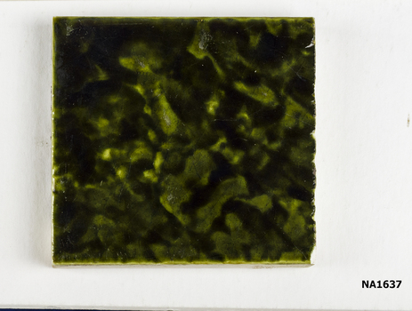 Square tile